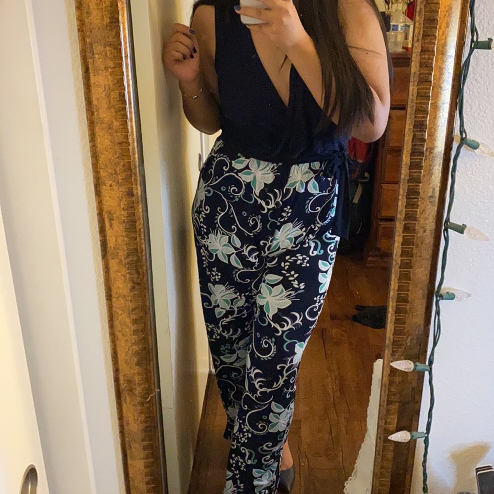 Navy Jumpsuit ✨